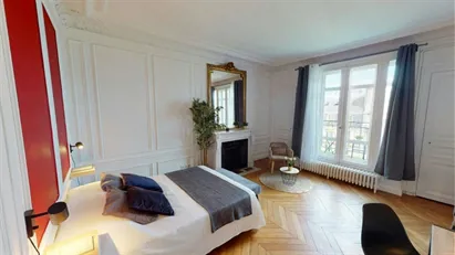 Room for rent in Paris 17ème arrondissement, Paris