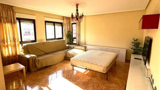 Rooms in Murcia - photo 1