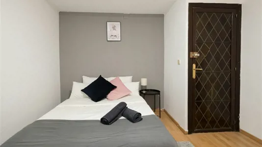 Rooms in Madrid Retiro - photo 2