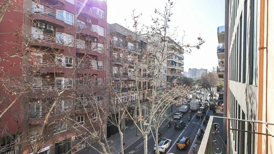 Apartments in Barcelona Eixample - photo 3