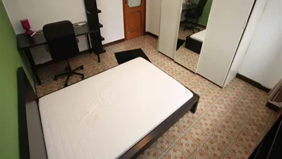 Room for rent in Milano Zona 7 - Baggio, De Angeli, San Siro, Milan