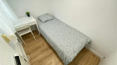 Room for rent in Madrid Puente de Vallecas, Madrid