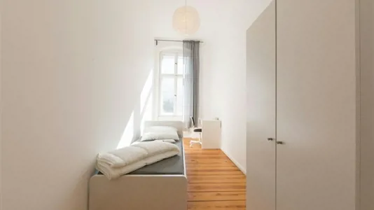 Rooms in Berlin Charlottenburg-Wilmersdorf - photo 1