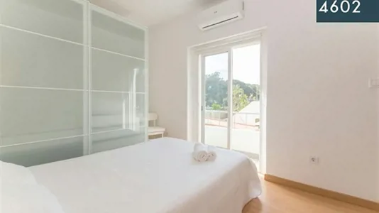 Rooms in Almada - photo 1