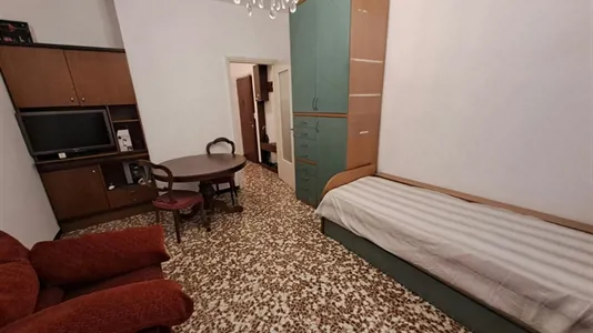 Rooms in Milano Zona 4 - Vittoria, Forlanini - photo 3