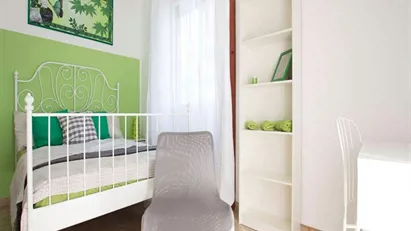 Room for rent in Milano Zona 7 - Baggio, De Angeli, San Siro, Milan