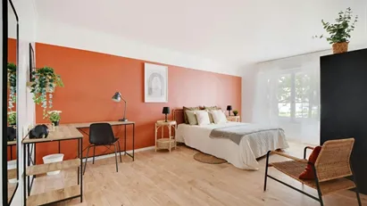 Room for rent in Nanterre, Île-de-France