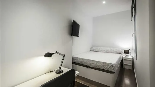 Rooms in Valencia Ciutat Vella - photo 1