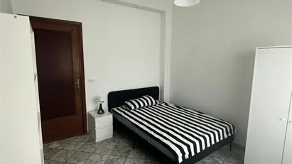 Room for rent in Bari, Puglia