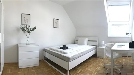 Rooms in Wien Mariahilf - photo 1