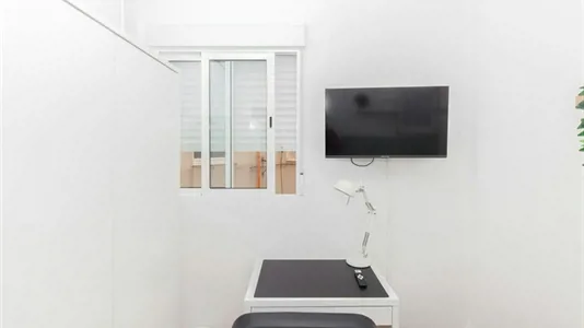 Rooms in Valencia Extramurs - photo 2