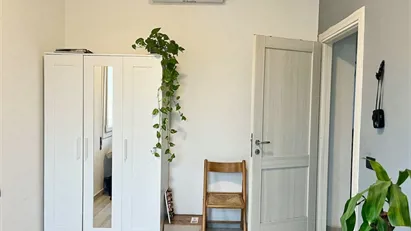 Room for rent in Casalecchio di Reno, Emilia-Romagna