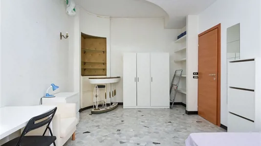 Rooms in Roma Municipio II – Parioli/Nomentano - photo 3