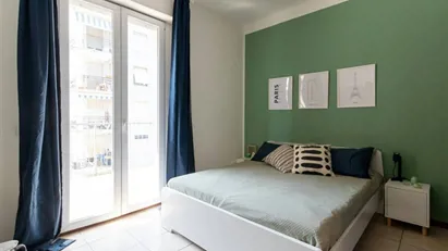 Room for rent in Milano Zona 6 - Barona, Lorenteggio, Milan