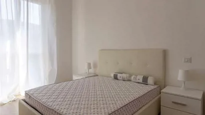 Room for rent in Milano Zona 6 - Barona, Lorenteggio, Milan