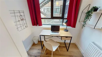 Room for rent in Nanterre, Île-de-France