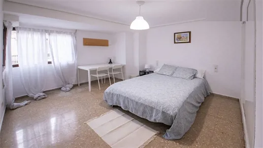 Rooms in Alboraya - photo 1