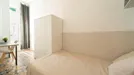 Room for rent, Barcelona Eixample, Barcelona, &lt;span class=&quot;blurred street&quot; onclick=&quot;ProcessAdRequest(12332607)&quot;&gt;&lt;span class=&quot;hint&quot;&gt;See streetname&lt;/span&gt;[xxxxxxxxxxxxx]&lt;/span&gt;