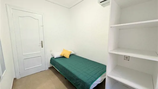 Rooms in Burjassot - photo 2