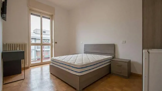 Rooms in Milano Zona 2 - Stazione Centrale, Gorla, Turro, Greco, Crescenzago - photo 3