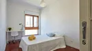 Room for rent, Lisbon (region), &lt;span class=&quot;blurred street&quot; onclick=&quot;ProcessAdRequest(10857466)&quot;&gt;&lt;span class=&quot;hint&quot;&gt;See streetname&lt;/span&gt;[xxxxxxxxxxxxx]&lt;/span&gt;