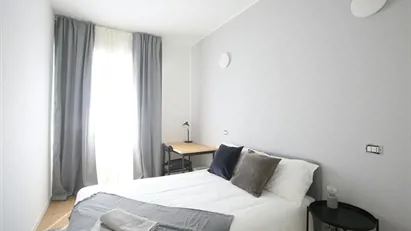 Room for rent in Milano Zona 7 - Baggio, De Angeli, San Siro, Milan