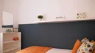 Room for rent, Bologna, Emilia-Romagna, &lt;span class=&quot;blurred street&quot; onclick=&quot;ProcessAdRequest(10726508)&quot;&gt;&lt;span class=&quot;hint&quot;&gt;See streetname&lt;/span&gt;[xxxxxxxxxxxxx]&lt;/span&gt;