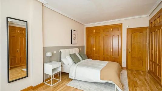 Rooms in Madrid Hortaleza - photo 2