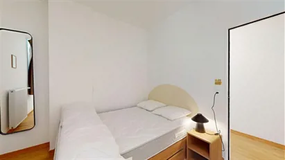 Room for rent in Pontoise, Île-de-France