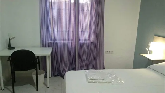 Rooms in Murcia - photo 2