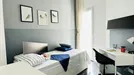 Room for rent, Turin, Piemonte, Via Tripoli, Italy