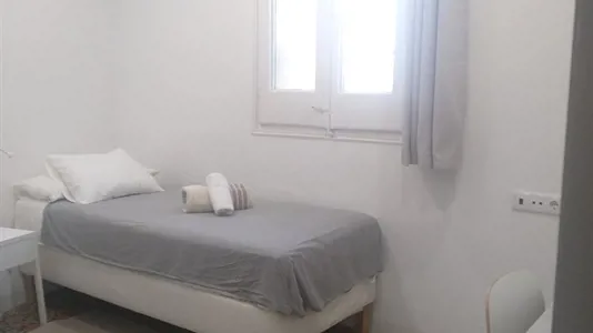 Rooms in El Prat de Llobregat - photo 1