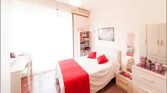 Rooms in Milano Zona 2 - Stazione Centrale, Gorla, Turro, Greco, Crescenzago - photo 2