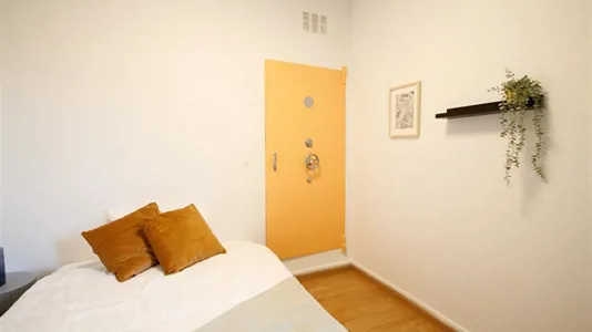 Rooms in Barcelona Eixample - photo 3