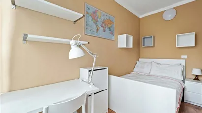 Room for rent in Milano Zona 7 - Baggio, De Angeli, San Siro, Milan