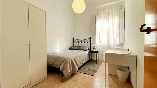 Rooms in Valencia Ciutat Vella - photo 1