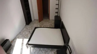 Room for rent in Milano Zona 2 - Stazione Centrale, Gorla, Turro, Greco, Crescenzago, Milan