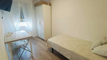 Room for rent in Fuenlabrada, Comunidad de Madrid