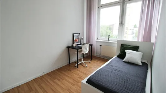 Rooms in Berlin Charlottenburg-Wilmersdorf - photo 1