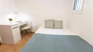 Room for rent, Barcelona Ciutat Vella, Barcelona, &lt;span class=&quot;blurred street&quot; onclick=&quot;ProcessAdRequest(12018583)&quot;&gt;&lt;span class=&quot;hint&quot;&gt;See streetname&lt;/span&gt;[xxxxxxxxxxxxx]&lt;/span&gt;