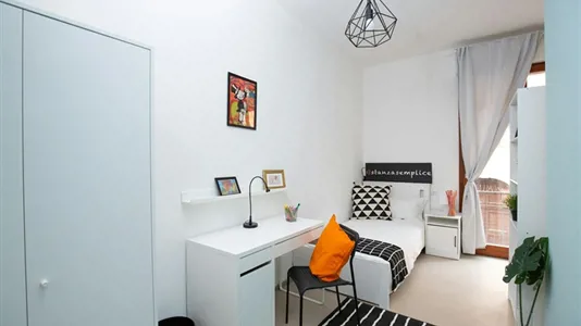 Rooms in Rimini - photo 1