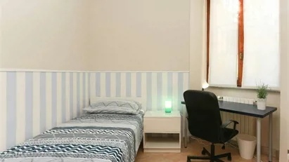 Room for rent in Milano Zona 1 - Centro storico, Milan