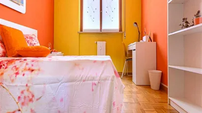 Room for rent in Sesto San Giovanni, Lombardia