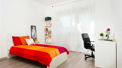 Room for rent in Turin, Piemonte