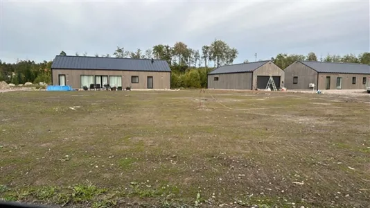 Houses in Uppsala - photo 1