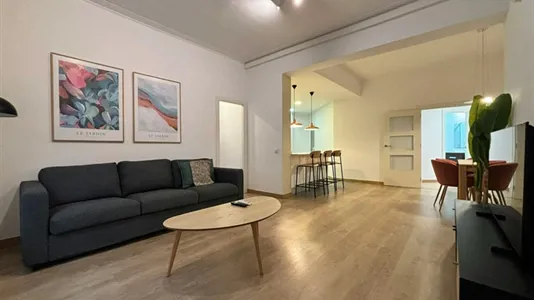 Rooms in Barcelona Eixample - photo 3