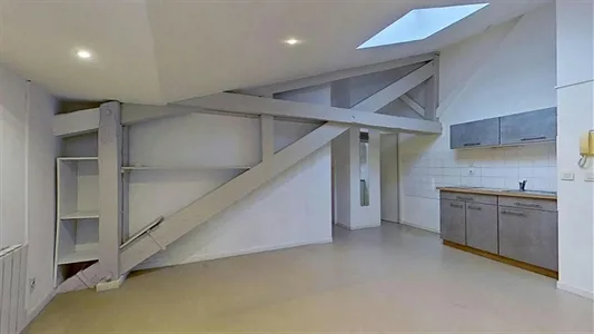 Apartments in Valence - photo 2