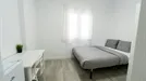 Room for rent, Madrid Latina, Madrid, &lt;span class=&quot;blurred street&quot; onclick=&quot;ProcessAdRequest(11111323)&quot;&gt;&lt;span class=&quot;hint&quot;&gt;See streetname&lt;/span&gt;[xxxxxxxxxxxxx]&lt;/span&gt;