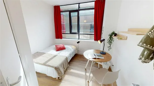 Rooms in Nanterre - photo 3