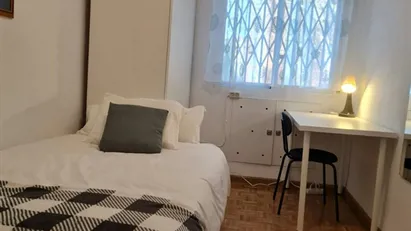 Room for rent in Madrid Hortaleza, Madrid